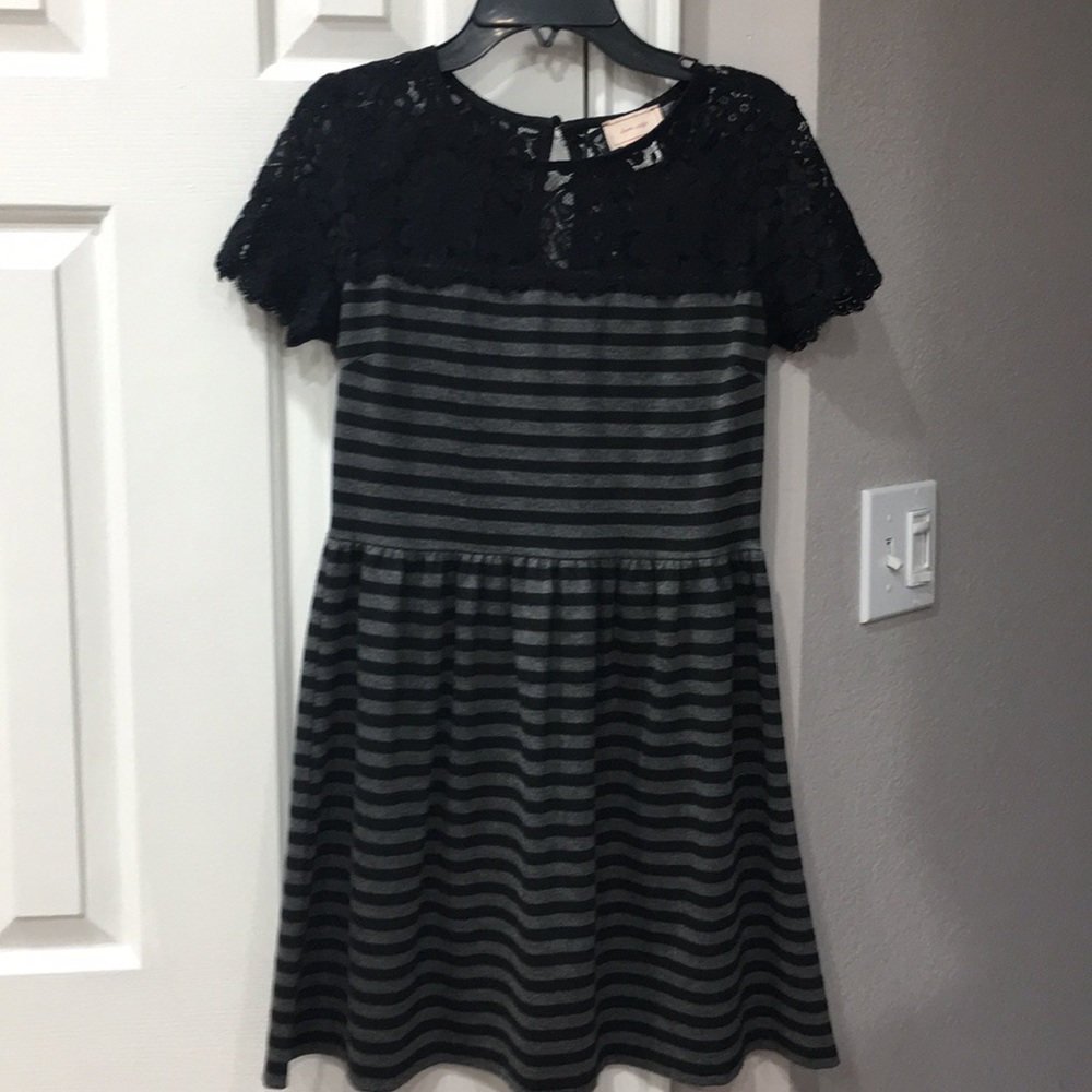 Juniors dress